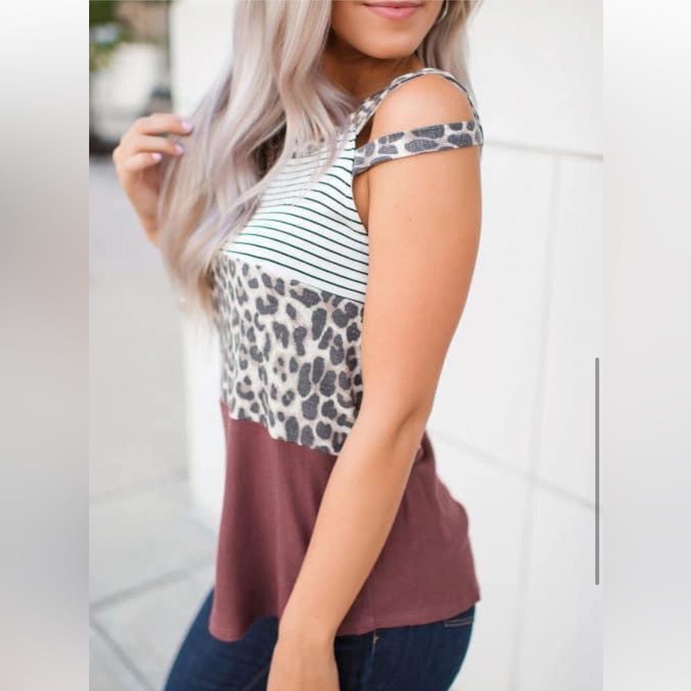 NEW•XL-2X•Soul Sunrise Serafina Animal Print Meets Waffle Knit Unique Top